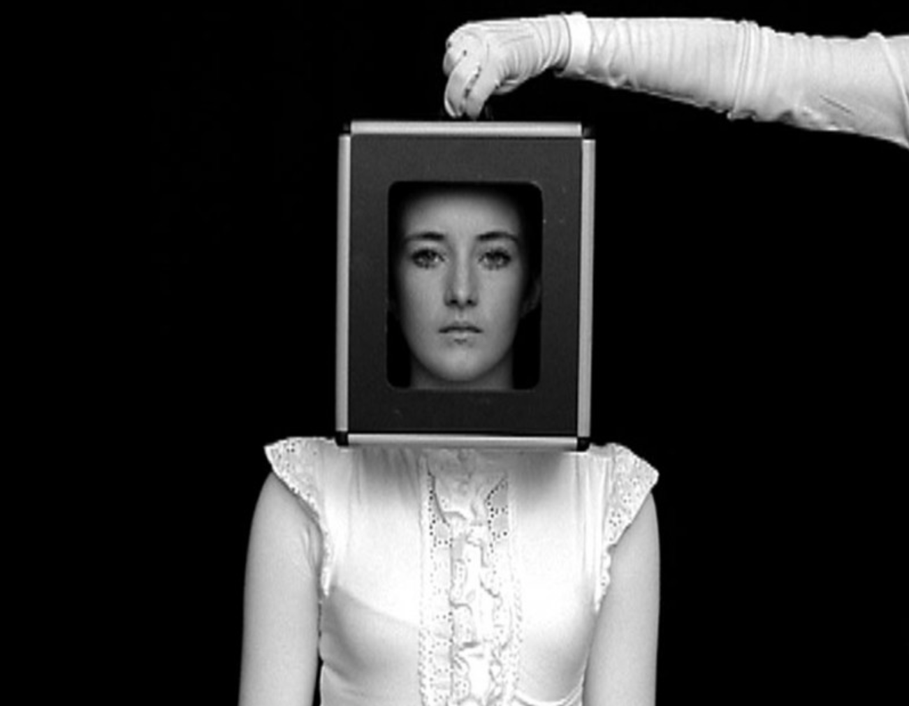 PODCAST: A Photographic Life, Episode 127: Plus Photographer Clare Strand